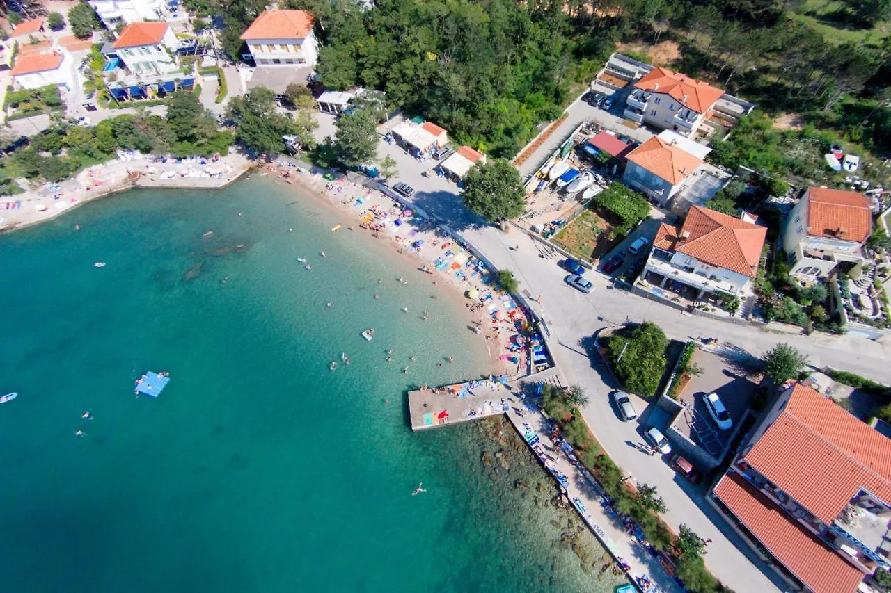 Apartments By The Sea Silo, Krk - 18678 0*, Silo (Krk) Croatia