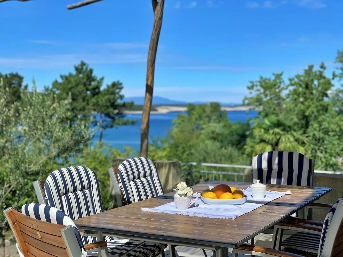 Apartments By The Sea Silo, Krk - 18678 Croatia